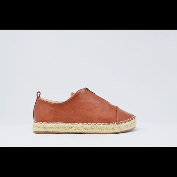⭐️ COGNAC SLIP-ON ESPADRILLE SNEAKER WITH ZIPPER - Picture 2 of 4